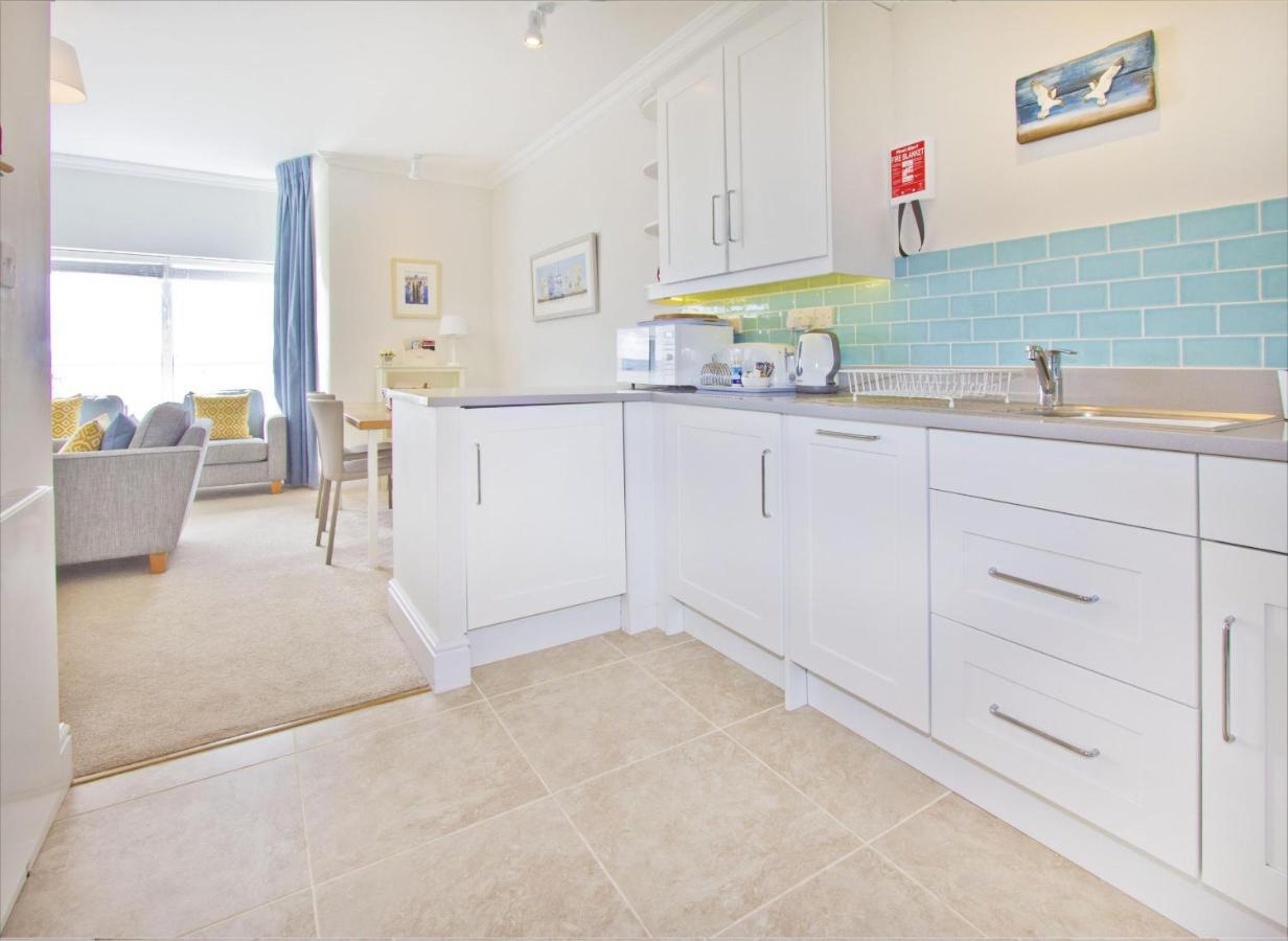 Beautiful Aberdovey Seafront Apartment 2 Aberdyfi Eksteriør billede