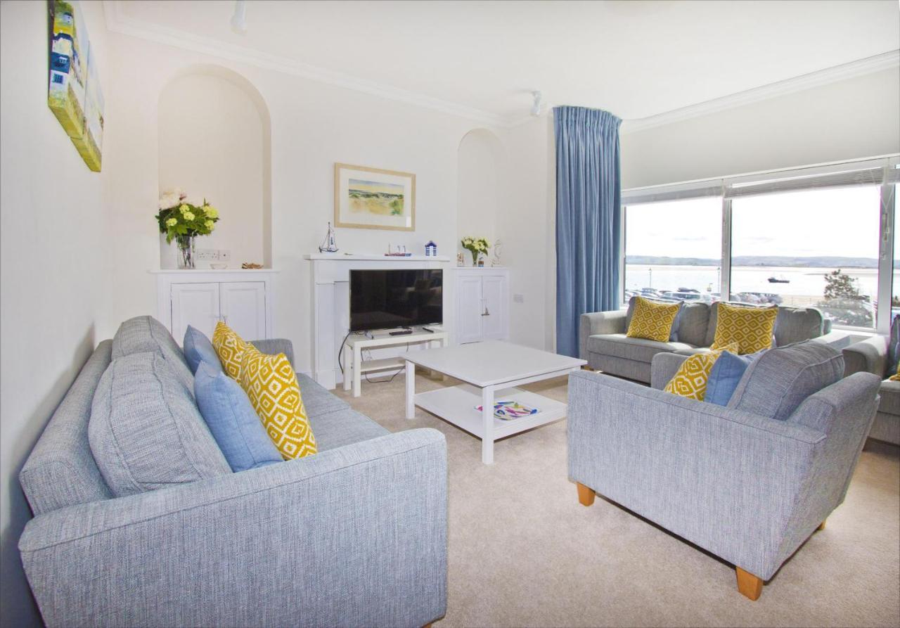Beautiful Aberdovey Seafront Apartment 2 Aberdyfi Eksteriør billede